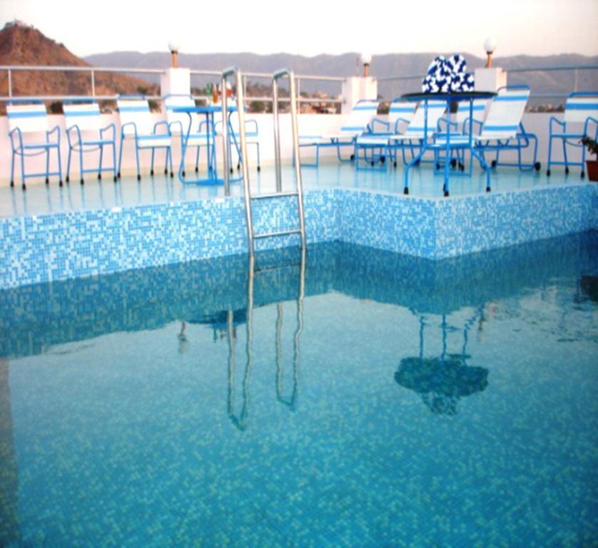 Hotel Rajshree Пушкар Екстериор снимка
