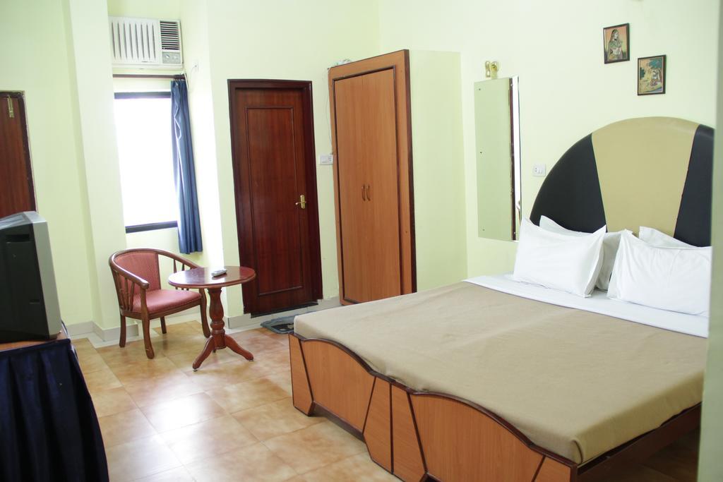 Hotel Rajshree Пушкар Стая снимка