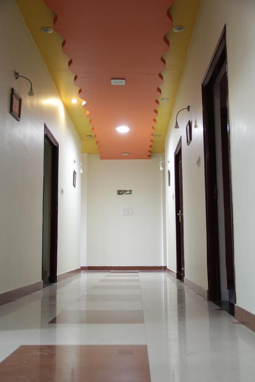 Hotel Rajshree Пушкар Екстериор снимка